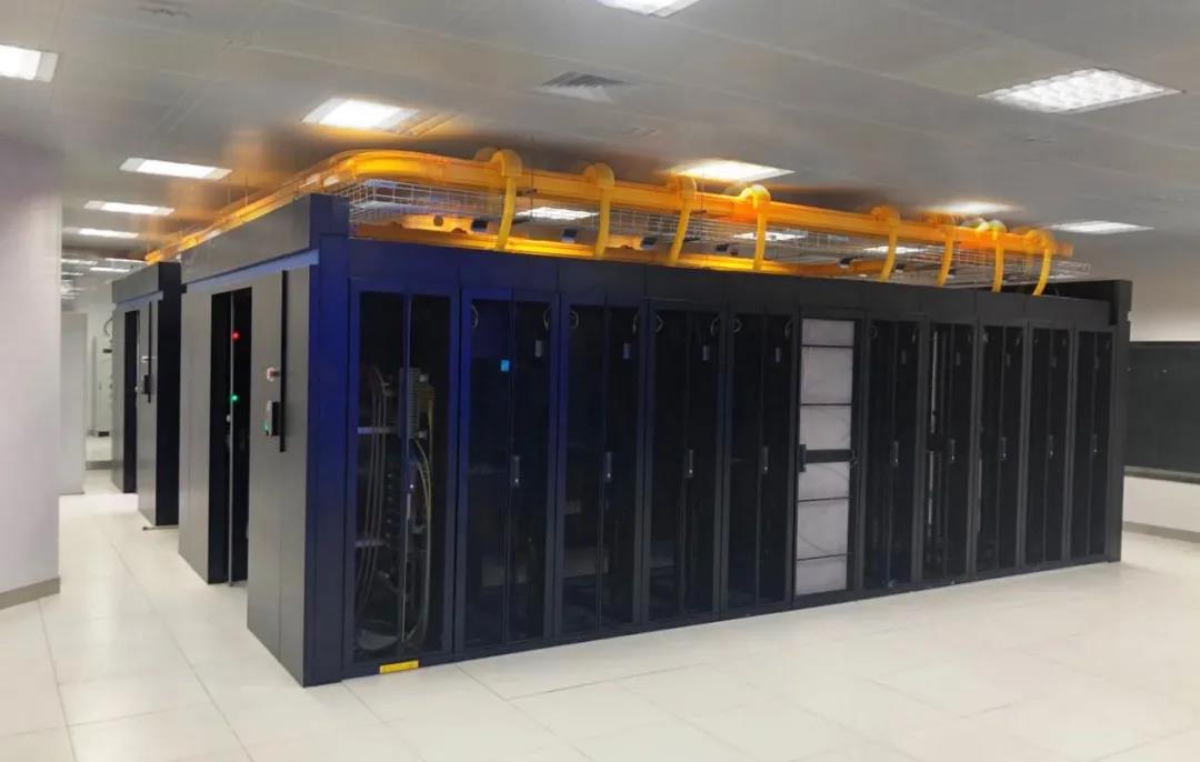 某数据中心机房